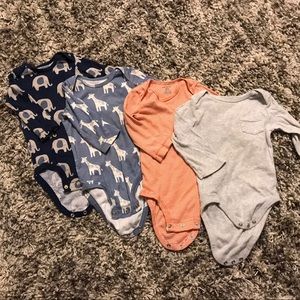 Set of 4 long sleeve onesies, size 9mo